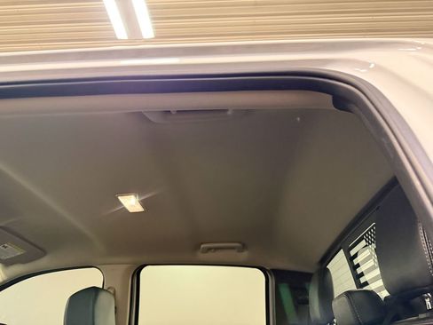 Used 2022 Ford Ranger Lariat w/ Equipment Group 501A High image 10