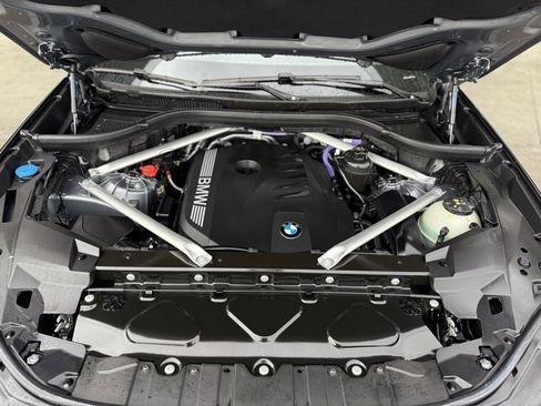 Used 2026 BMW X5 xDrive40i w/ M Sport Package image 23