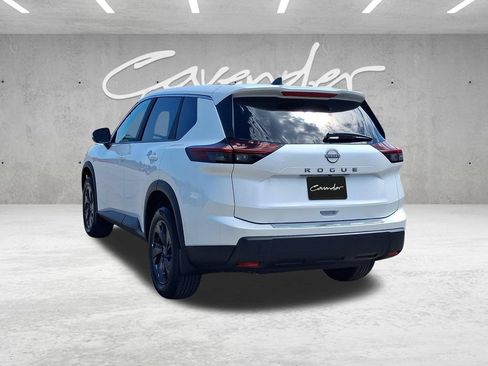 New 2026 Nissan Rogue SV w/ Cold Weather Package FWD image 15