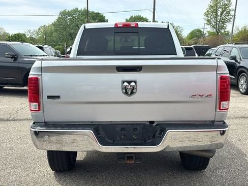 Used 2016 RAM 3500 Laramie w/ Convenience Group AWD/4WD image 30