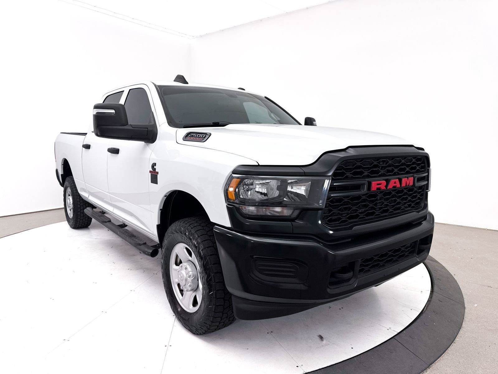 Used 2024 RAM 2500 Tradesman AWD/4WD image 9