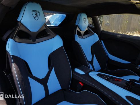 Used 2026 Lamborghini Temerario AWD/4WD image 37