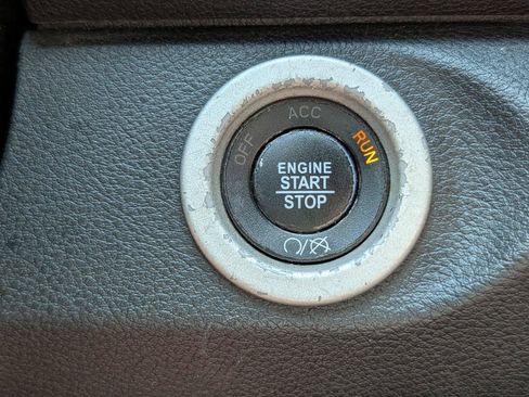 Used 2016 RAM 1500 Rebel AWD/4WD image 23