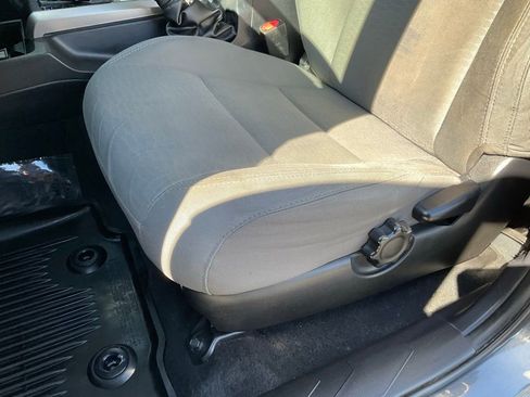 Used 2019 Toyota Tacoma SR5 image 16