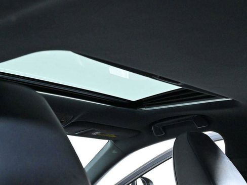 Used 2019 Lexus IS 300 F Sport w/ F Sport Package image 32