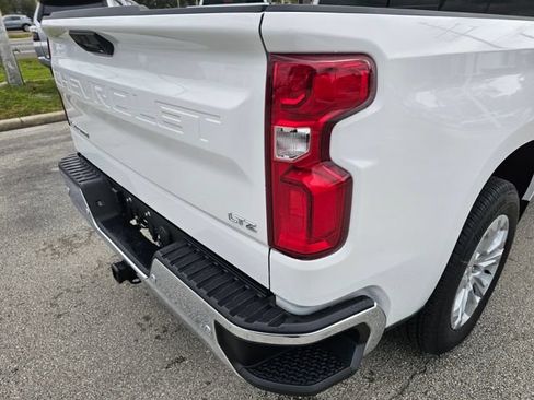 Used 2025 Chevrolet Silverado 1500 LTZ w/ Technology Package RWD image 12