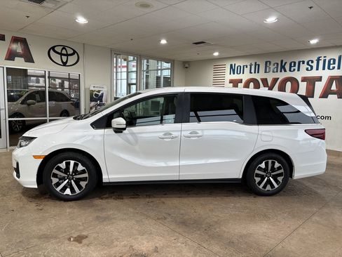 Used 2025 Honda Odyssey EX-L image 7