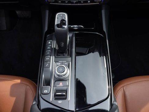Used 2022 Maserati Levante GT AWD/4WD image 34