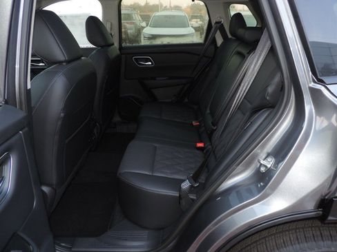 New 2026 Nissan Rogue Platinum w/ Platinum Premium Package image 16