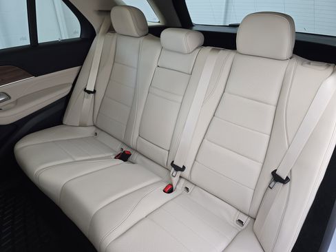 New 2026 Mercedes-Benz GLE 350 4MATIC image 14