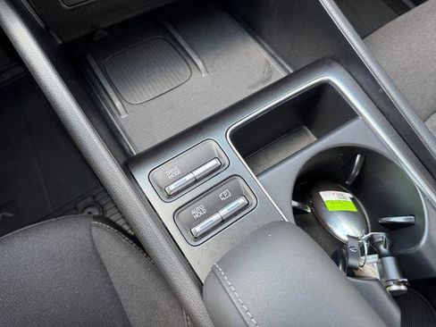 Used 2025 Hyundai Sonata SEL FWD image 21