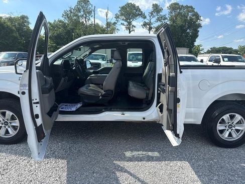 Used 2017 Ford F150 XL w/ Equipment Group 101A Mid RWD image 16