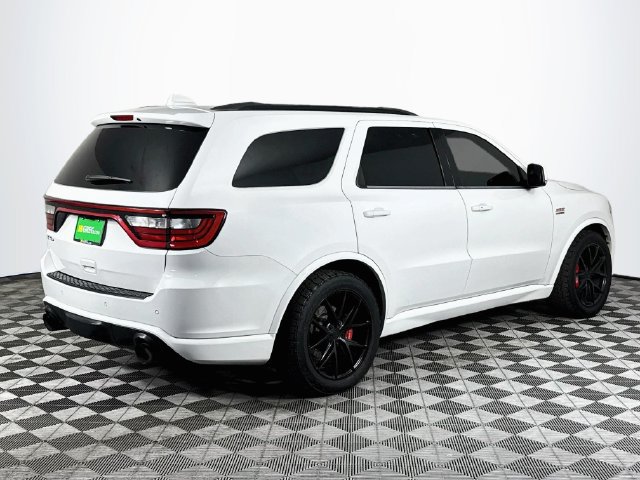 Used 2018 Dodge Durango SRT w/ Technology Group AWD/4WD image 6
