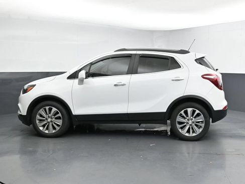 Used 2020 Buick Encore Preferred w/ Safety Package FWD image 2