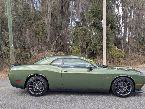 Certified 2022 Dodge Challenger R/T Scat Pack image 2