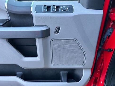 Used 2018 Ford F150 XLT w/ Trailer Tow Package image 26