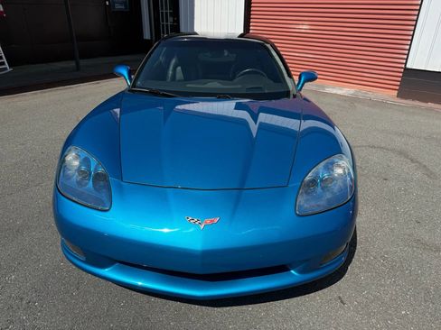 Used 2008 Chevrolet Corvette Coupe w/ Preferred Equipment Group image 3