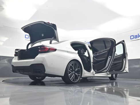 Used 2023 BMW M550i xDrive AWD/4WD image 63