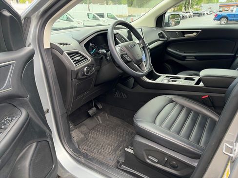 Used 2023 Ford Edge SEL w/ Convenience Package AWD/4WD image 9
