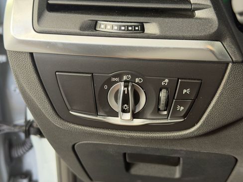 Used 2024 BMW X3 sDrive30i w/ Premium Package RWD image 19