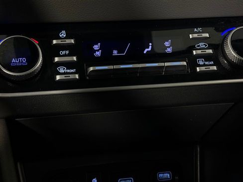 Used 2023 Hyundai Sonata Limited image 19