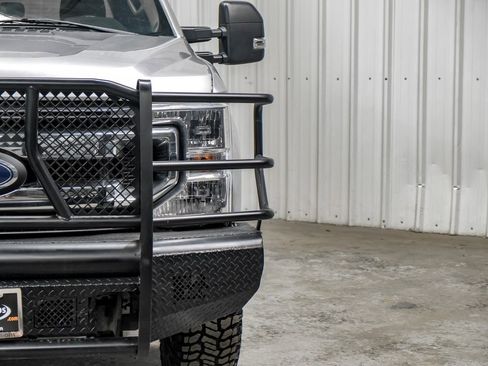 Used 2022 Ford F250 XL w/ STX Appearance Package image 47