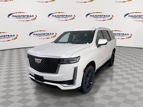 Used 2023 Cadillac Escalade Premium Luxury image 1
