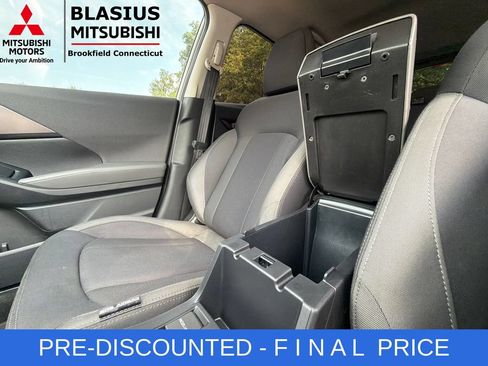 Used 2025 Subaru Impreza 2.0i AWD/4WD image 27