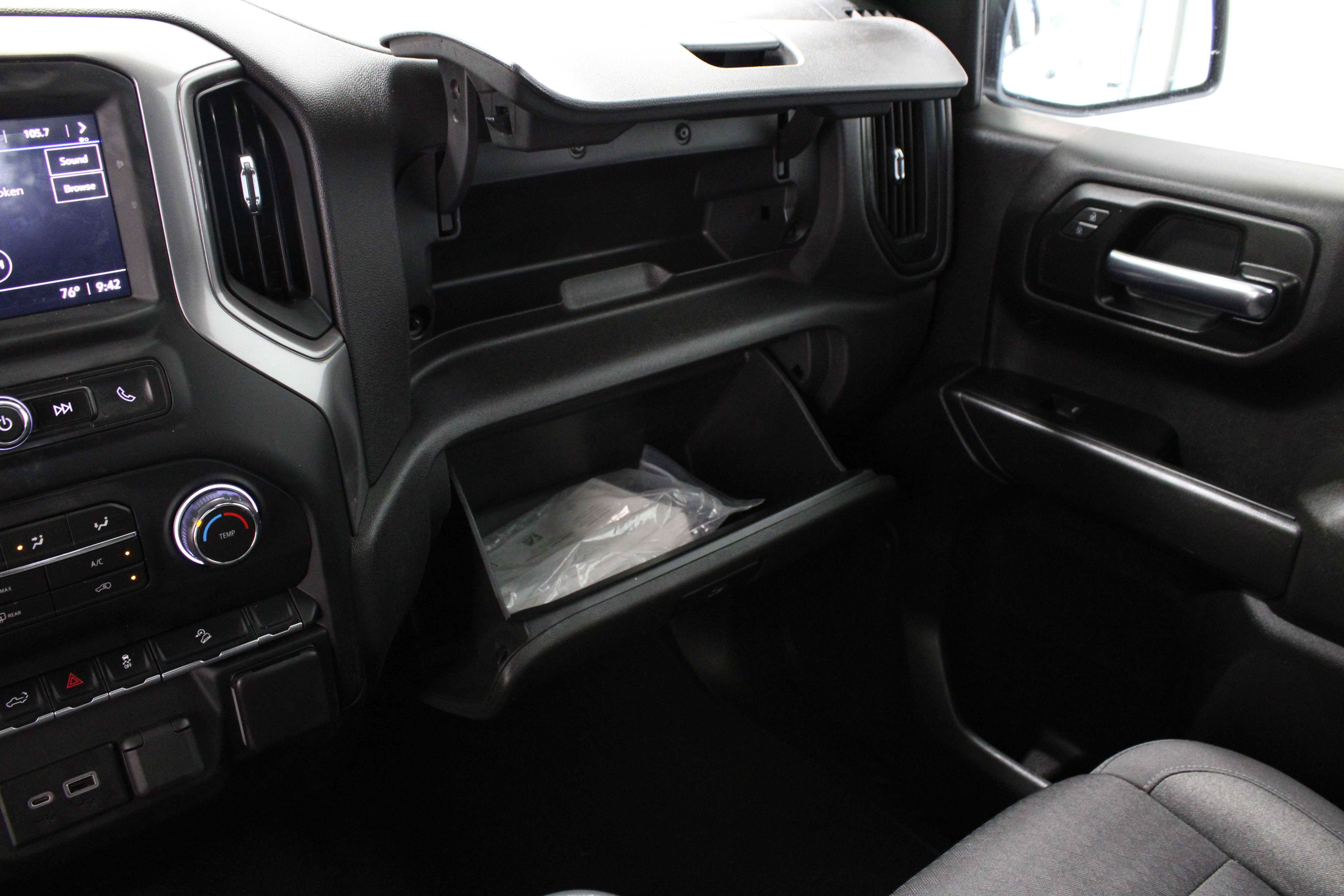 Used 2023 Chevrolet Silverado 1500 Custom Trail Boss AWD/4WD image 23