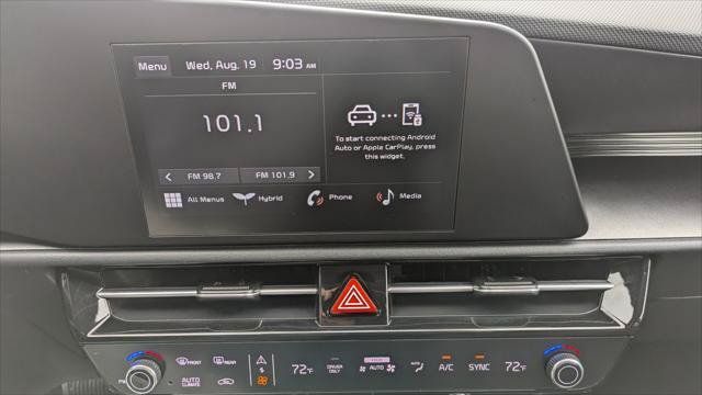 Used 2024 Kia Niro LX FWD image 28