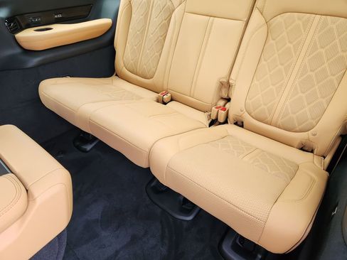 New 2026 Jeep Grand Wagoneer Summit AWD/4WD image 10