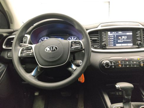 Used 2019 Kia Sorento AWD image 22