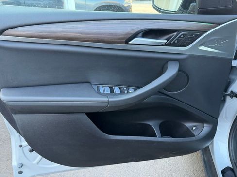 Used 2021 BMW X3 xDrive30e w/ Premium Package image 13