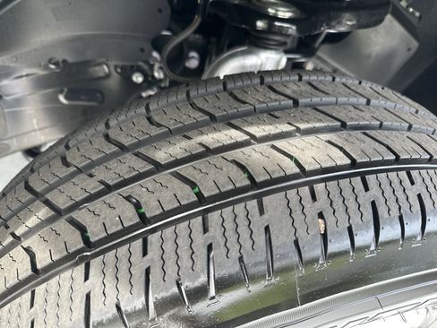 Used 2025 Toyota Tacoma SR5 image 12