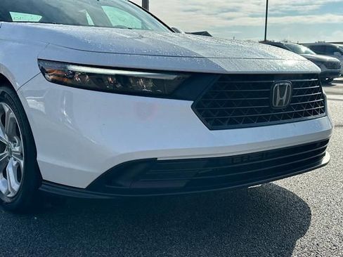 Used 2023 Honda Accord LX image 14