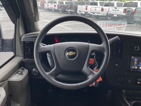 Used 2019 Chevrolet Express 3500 LT w/ LT Preferred Equipment Group RWD image 27
