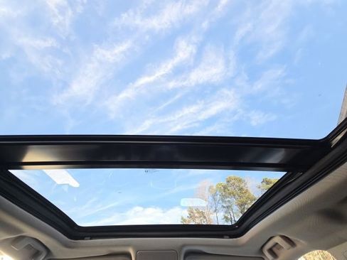 Used 2015 Cadillac SRX Premium w/ Driver Assist Package image 38