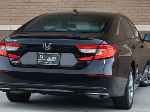 Used 2018 Honda Accord LX image 11