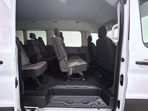 Used 2025 Ford Transit 350 XLT RWD image 17