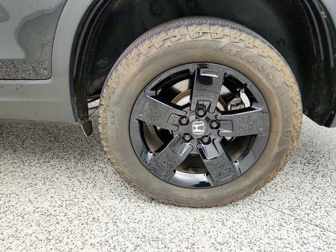 Used 2024 Honda Ridgeline Black Edition image 9