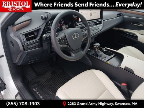 Used 2025 Lexus ES 350 w/ Premium Package image 14
