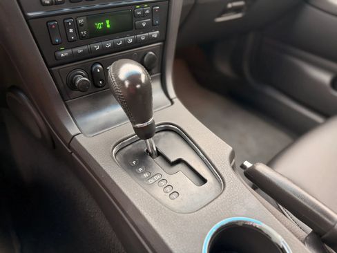 Used 2002 Ford Thunderbird RWD image 24
