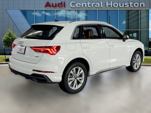 Used 2025 Audi Q3 2.0T Premium w/ Convenience Package image 9