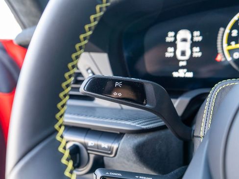 Used 2026 Porsche 911 GT3 RWD image 19