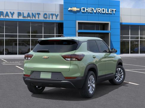New 2026 Chevrolet TrailBlazer LS w/ LS Convenience Package FWD image 4