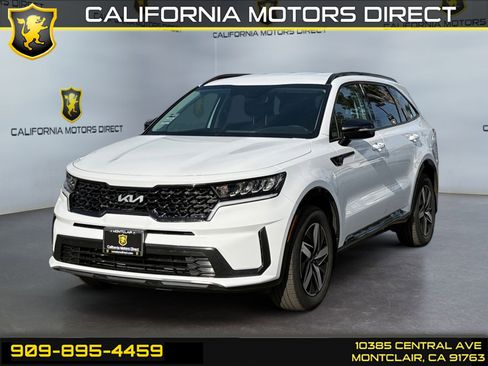 Used 2023 Kia Sorento S image 1