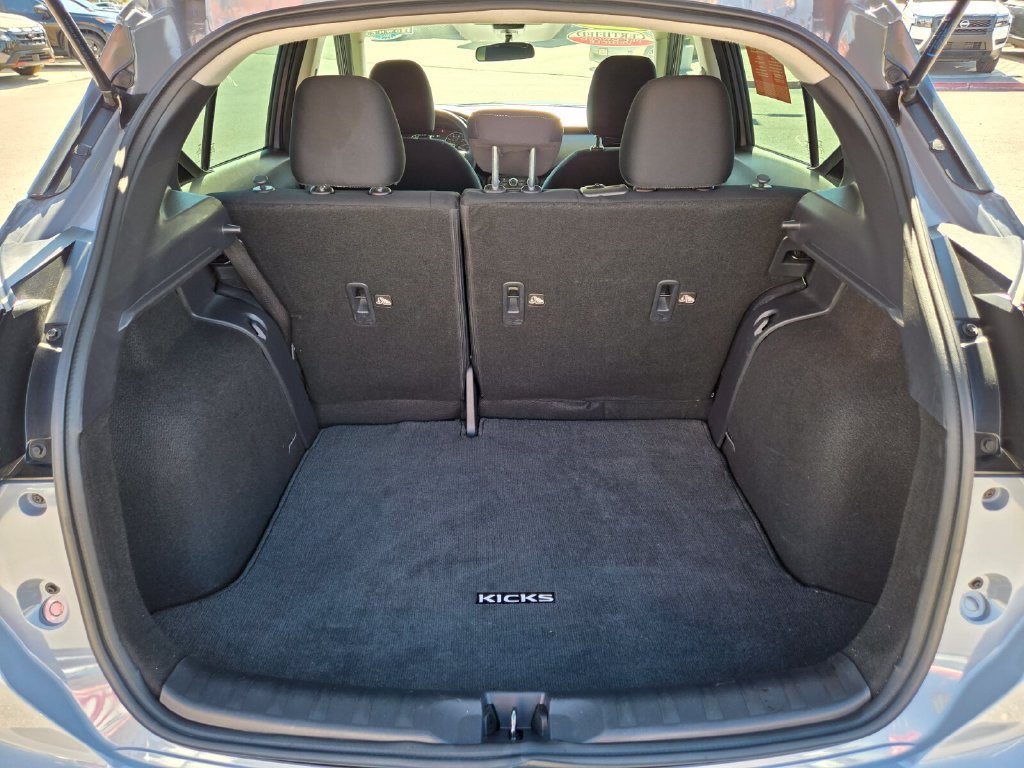 Certified 2024 Nissan Kicks SV FWD image 19