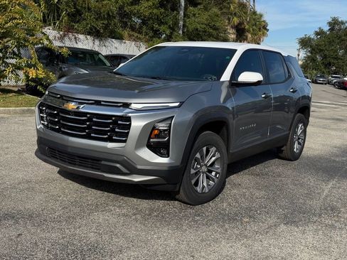 New 2026 Chevrolet Equinox LT w/ Convenience Package II FWD image 4