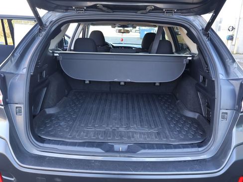 Used 2021 Subaru Outback Premium image 32