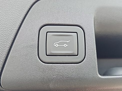 New 2025 Buick Envision Avenir image 7